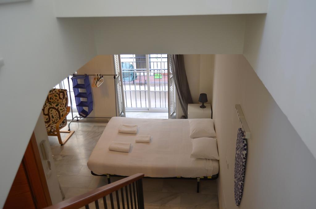 Apartamentos Canasteros Malaga Exterior photo