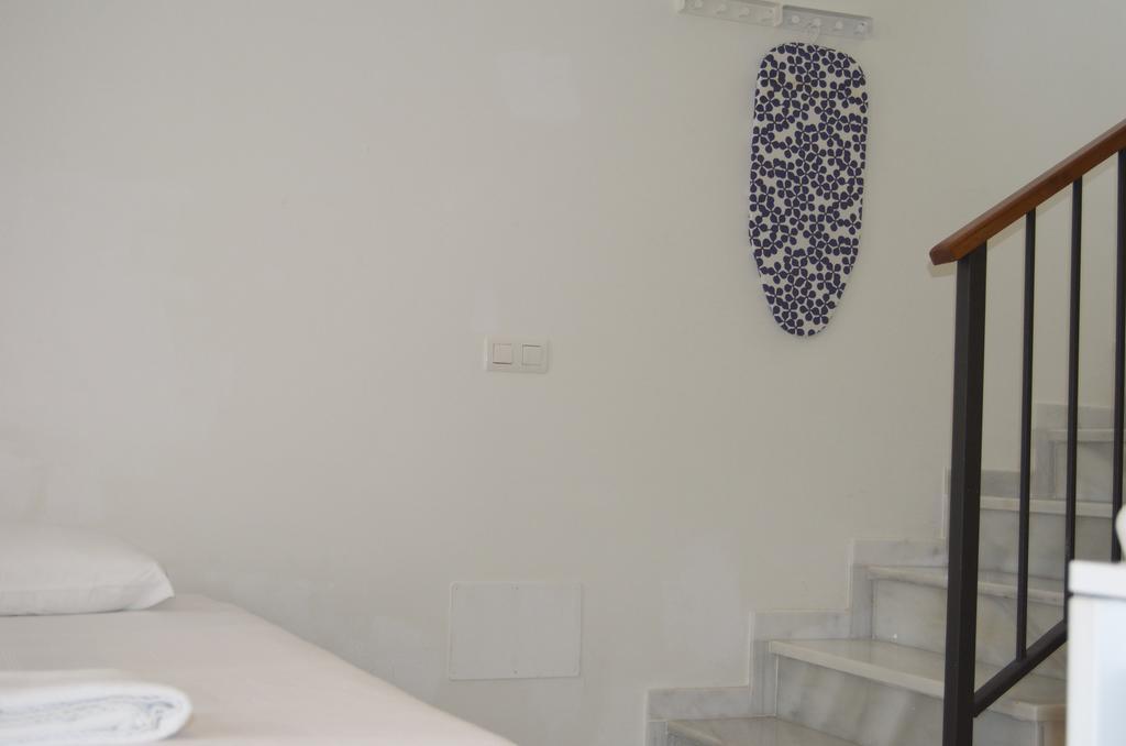 Apartamentos Canasteros Malaga Room photo